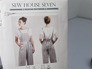 Sew house seven - burnside bibs